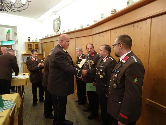 Im Rahmen der 153. Wehrversammlung der Freiwilligen Feuerwehr Leoben-Stadt wurden eine Reihe von Ehrungen, Angelobungen und Beförderungen durchgeführt.  | Foto: FF Leoben-Stadt