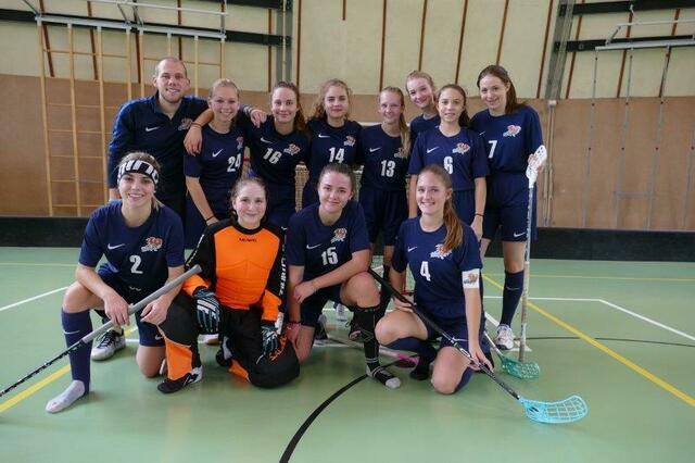 Die Damenmannschaft der FBC Dragons