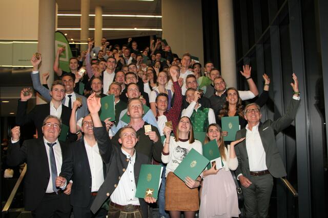 Die "Stars of Styria 2021" vom Bezirk Weiz wurden im Kunsthaus ausgezeichnet.