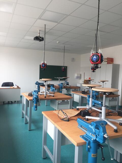 Zwar sind die Räumlichkeiten am neuen Schulstandort beengter, doch dafür verfügt die PTS Eferding nun über drei modern eingerichtete Werkstatträume. | Foto: PTS Eferding