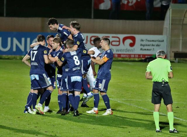 Auch in der Kampfmannschaft des TSV St. Johann findet man fast ausschließlich Spieler aus dem Pongau. | Foto: Fussball-Impressionen vom Salzburger Unterhaus