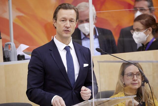 Die Steuerreform sei "ein Versprechen von Sebastian Kurz" gewesen, und "das werden wir umsetzen“, sagte Blümel.