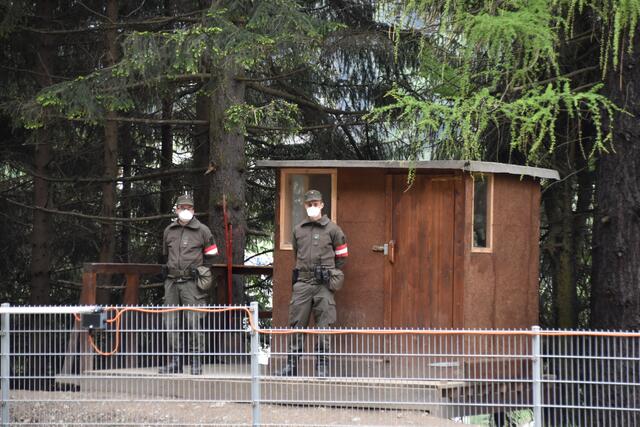 Polizei und Bundesheer müssen an der Brenner-Staatsgrenze ein besonders wachsames Auge haben. | Foto: Kainz