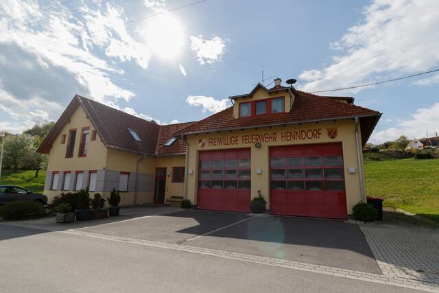 Im Einsatz waren die Feuerwehren Henndorf, Jennersdorf und Maria Bild.