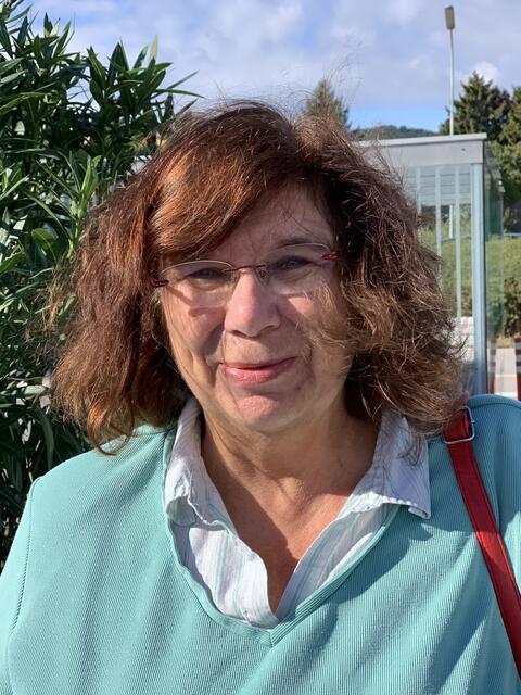 Eva Zandra, Grossau
Grabpflege ist für mich selbstverständlich, es ist Tradition und Andenken an die Verstorbenen.