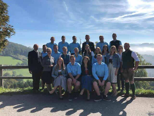 Die Landjugend hielt im Almhaus am Hochkogelberg in Randegg ihre Jahreshauptversammlung mit Vorstandswahlen ab. | Foto: Landjugend Randegg