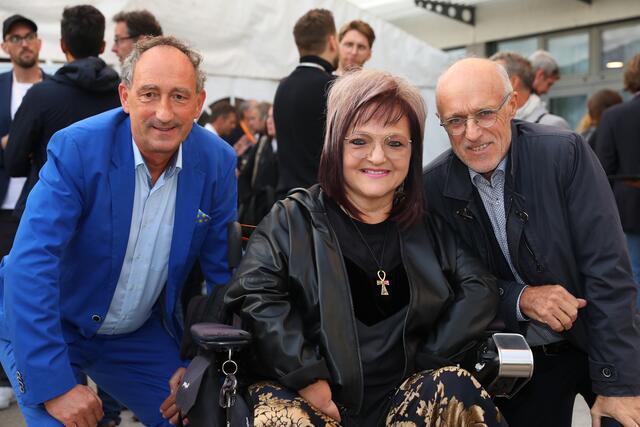 Foundraising-Präsident Günther Lutschinger, Marianne Hengl und Toni Innauer