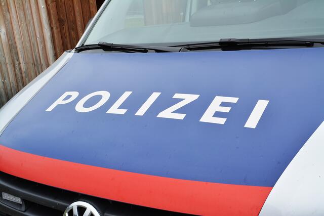 (Symbolfoto) Polizei im Lungau.