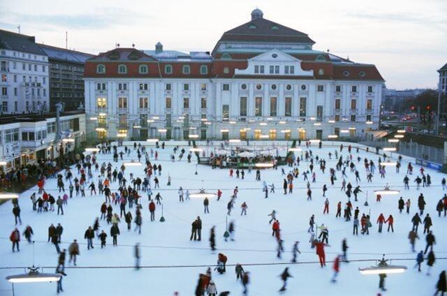 Die Eislaufsaison startet am 23. Oktober 2021.