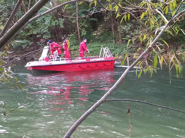 Der Wasserdienst der Freiwilligen Feuerwehr war ebenfalls im Einsatz.
