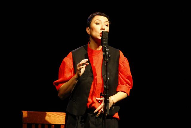 Ursula Strauss ist als Schauspielerin vielen aus der Serie "Schnell ermittelt" bekannt.