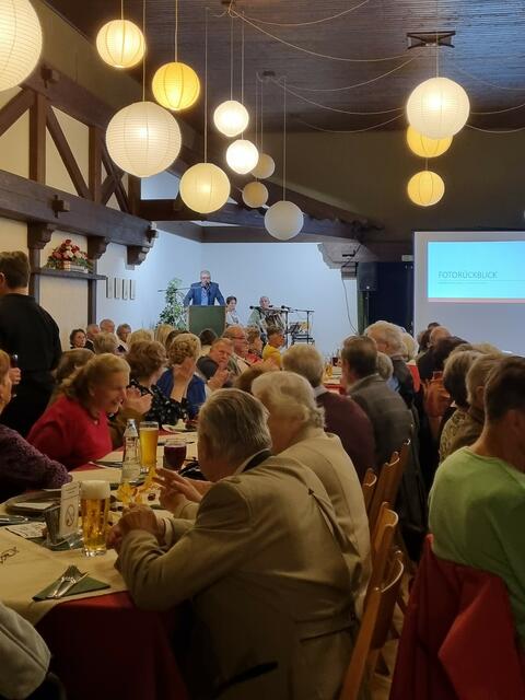 Geselliger Austausch beim Tag der Älteren.
