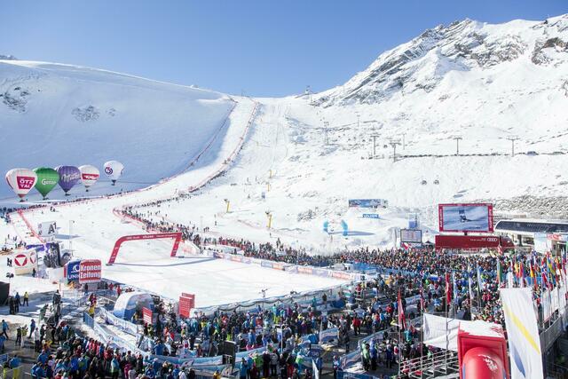 Beim Skifest am Rettenbachgletscher sind die Fans heuer wieder ein wichtiger Bestandteil.  

 | Foto: Bergbahnen Sölden