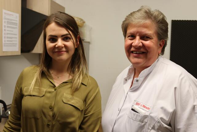 Janine Neumeister (l.), Johanna Monschein. | Foto: Woche