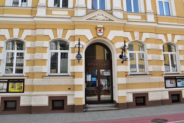 Das Amstettner Rathaus kommt ohne Hausnummer aus.