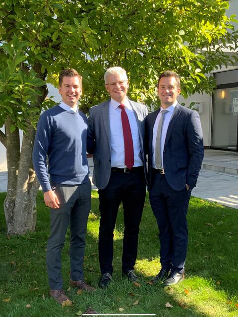 Neuer Bischof Marcus Schmidt (Mitte), 1. Ratgeber Klaus Jäsche (Rechts), 2.Ratgeber Jakob Egger (Links)