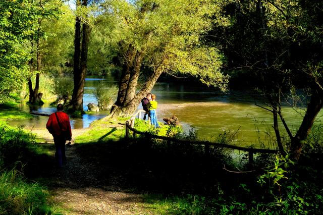 Wir waren natürlich nicht die einzigen Wanderer in dieser Au