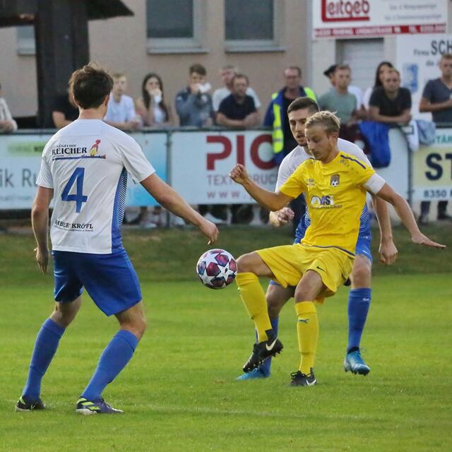 Kapitän Mario Unterweger und Kirchberg haben in der kommenden Runde der Oberliga Süd Ost Tabellenführer Fehring als Derby-Gast. | Foto: schmidbauer