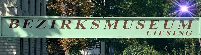 Eingang zum Bezirksmuseum Liesing | Foto: © Gabriele Czeiner