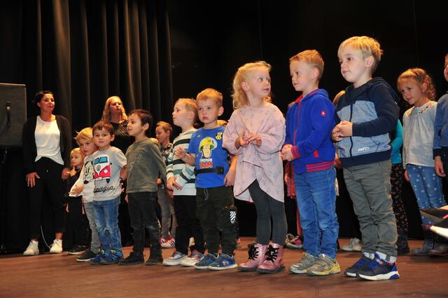 Auch die "Kindergarlter" hatten zur Eröffnung des Gebäudes einiges vorbereitet. | Foto: Hassl