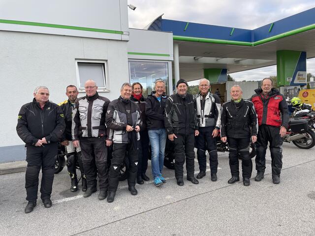Der Motorradclub Oberwart startete am Freitag zu einer gemütlichen Ausfahrt. | Foto: Tröstner