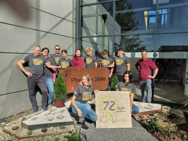 Gemeinsam mit der Katholischen Jugend Fohnsdorf wurde ein "Platz der Stille" errichtet. | Foto: Heidi Schantl
