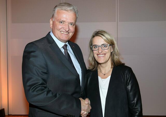Ulrike Königsberger-Ludwig mit ihrem Stellvertreter Franz Schnabl.