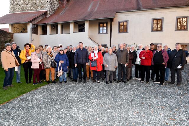 Für die Pamhagener Pensionisten ging es ins Südburgenland. | Foto: Friedrich Radlspäck