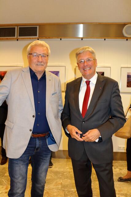 Bleiburger Bürgermeister Stefan Visotschnig und Landeshauptmann Peter Kaiser 