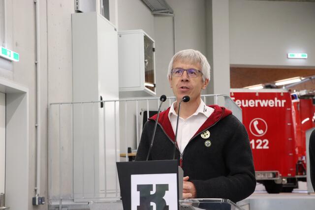 Thomas Schwarz von der Bergrettung Kufstein kann nun mit seinen Kameradinnen und Kameraden ins zweite Obergeschoss einziehen. | Foto: Christoph Klausner