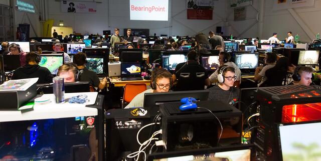 Der Verein VulkanLAN veranstaltet mit Partnern eines der größten E-Sports Events in Österreich. | Foto: VulkanLAN