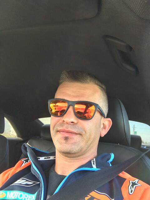 Der Rainbacher Supermoto-Pilot Rudi Bauer. | Foto: Bauer