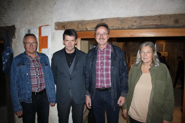 Das Museums-Team, von links: Christian Spiß, Josef Walch, sowie Stefan und Verena Walter.  | Foto: Elisabeth Zangerl 