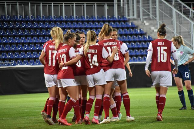 Österreichs Frauen-Nationalteam bejubelte einen 5:0-Heimsieg gegen Luxemburg.