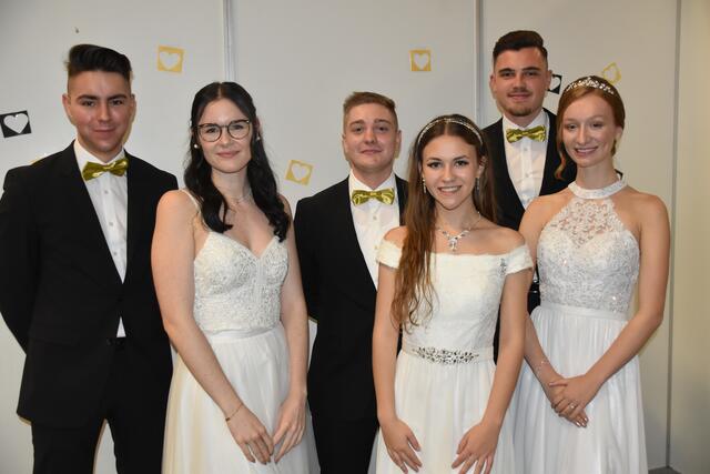Die Maturanten haben einen ersten Schritt für die "Lizenz zum Maturieren" geschafft. | Foto: Michael Strini