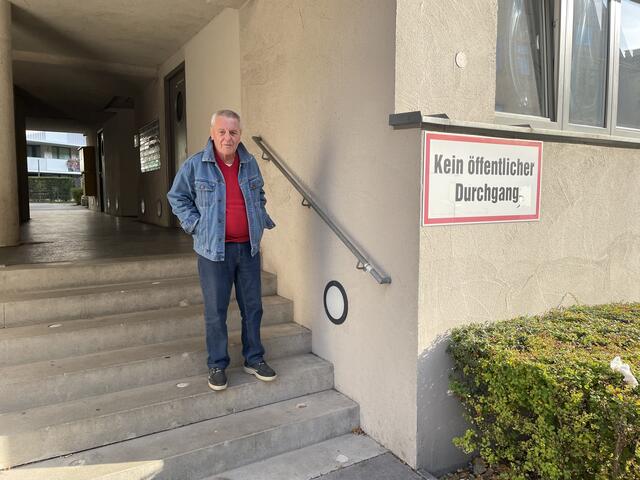 Wilhelm H. setzt sich für seine Enkeltochter ein, die sich nachts aufgrund der unbefugten Eindringlinge fürchten muss.  | Foto: Patricia Hillinger