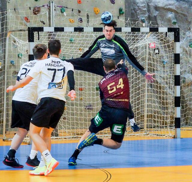 Spielertrainer Vytas Ziura wird die Leobener optiml auf das Steirer-Derby gegen HIB Graz vorbereiten. | Foto: Sportunion Leoben