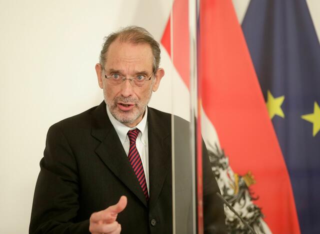 Man sei in der Schule "sehr gut" für die Pandemie gerüstet, erklärte Faßmann. | Foto: Regina Aigner/bka