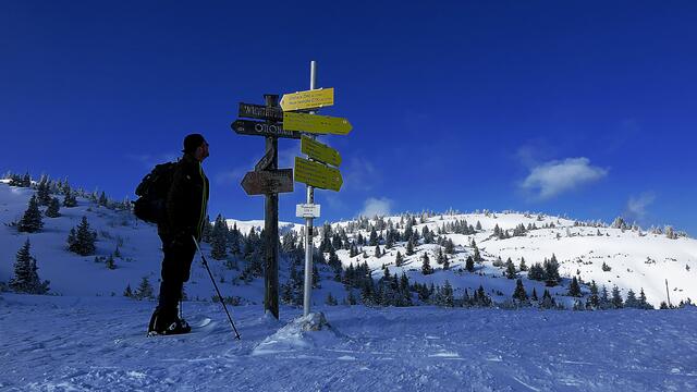 Unterwegs mit den Schneeschuhen 