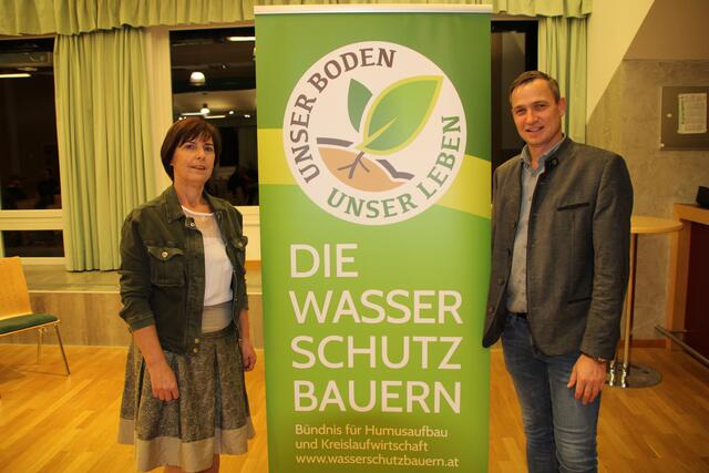 Präsentierten das Projekt: Vizebürgermeisterin Ingrid Baumhackl und Markus Hillebrand 
 | Foto: Gemeinde Premstätten