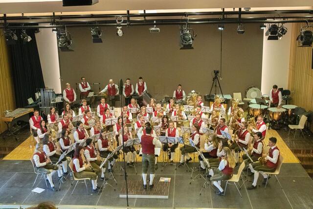 Konzertwertung des Musikvereins Taufkirchen an der Trattnach
Gesamtaufnahme des MV Taufkirchen /Tr. | Foto: Foto: ©Christoph Mühlböck