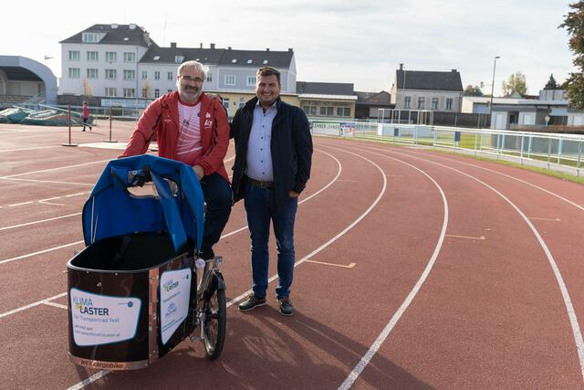 LCA Obmann Michael Hofer, Sportstadtrat Peter Pfaffeneder | Foto: Stadtgemeinde Amstetten
