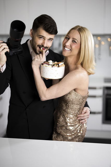 Profitänzerin und passionierte Hobbybackerin Kathrin Menzinger, mit ihrem Lebenspartner dem Fotografen Maximilian Kumptner. | Foto: Maximilian Kumptner