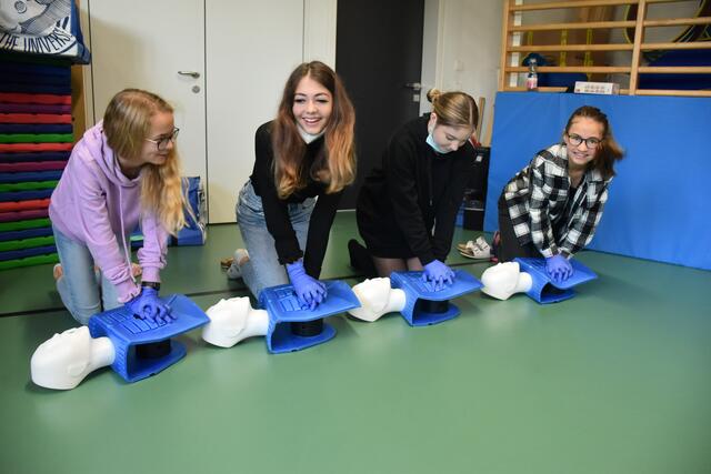 Die Schüler der Franziskusschule Ried nahmen am "World Restart a Heart Day" teil. | Foto: Franziskusschule Ried