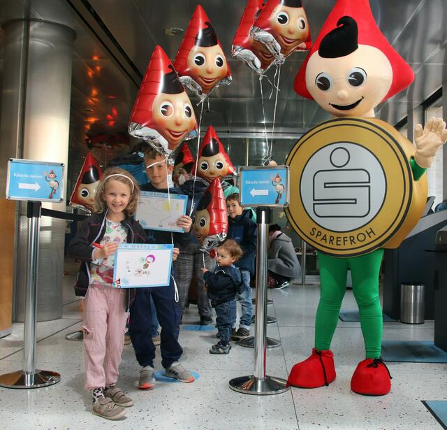 Beim Zeichenwettbewerb wurde ebenso fleißig mitgemacht | Foto: Sparkasse Bludenz/Larissa Heiseler