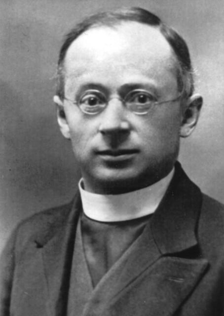 Der Pfarrer von Götzens Otto Neururer (25. März 1882 in Piller im Oberinntal, † 30. Mai 1940 im KZ Buchenwald) wurde im Dezember 1938 verhaftet. | Foto: dibk