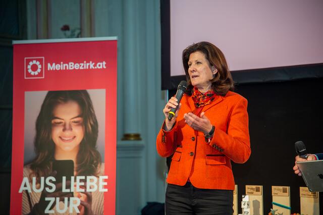 Hob den Stellenwert von kleinen Betrieben mit ihrem "Gespür für Mitarbeiter und Nischenprodukte" hervor: ÖVP-Klubobfrau Barbara Riener | Foto: Foto Jörgler