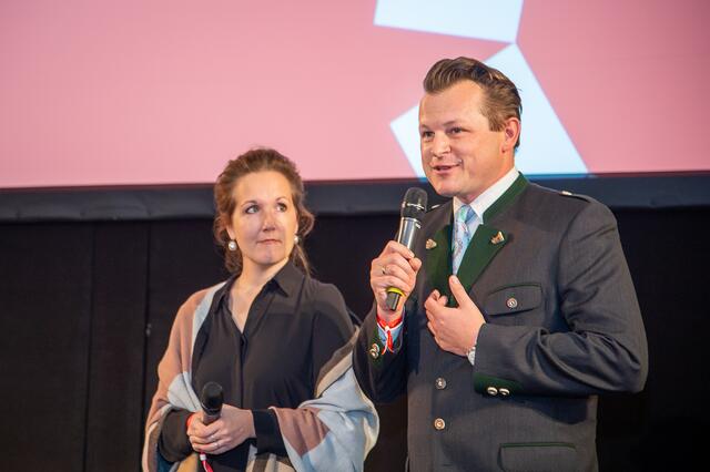 Margot Hohl (Styria Media Group) und Georg Doppelhofer (Vorstand Regionalmedien Austria)