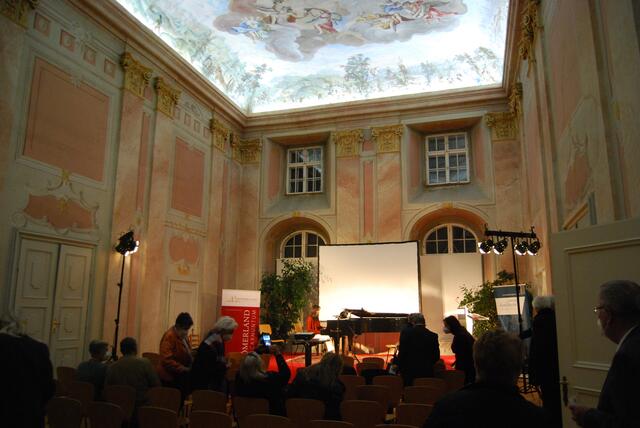 Einlass in den Maria-Theresien-Saal | Foto: Lisa Kerper