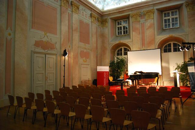 Cornelia Herrmann vor dem Konzert bei der Klavierprobe | Foto: Lisa Kerper